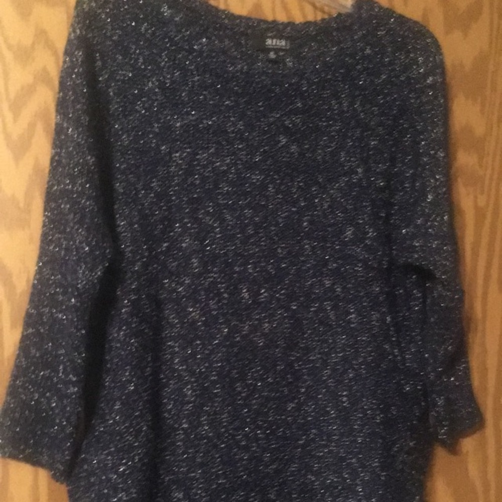 Lightweight sweater